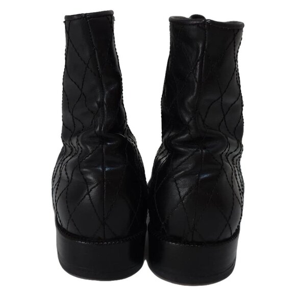 CHANEL Matelasse - Black Calf Leather Boots Gold hardware 399-030525 - Picture 4 of 7